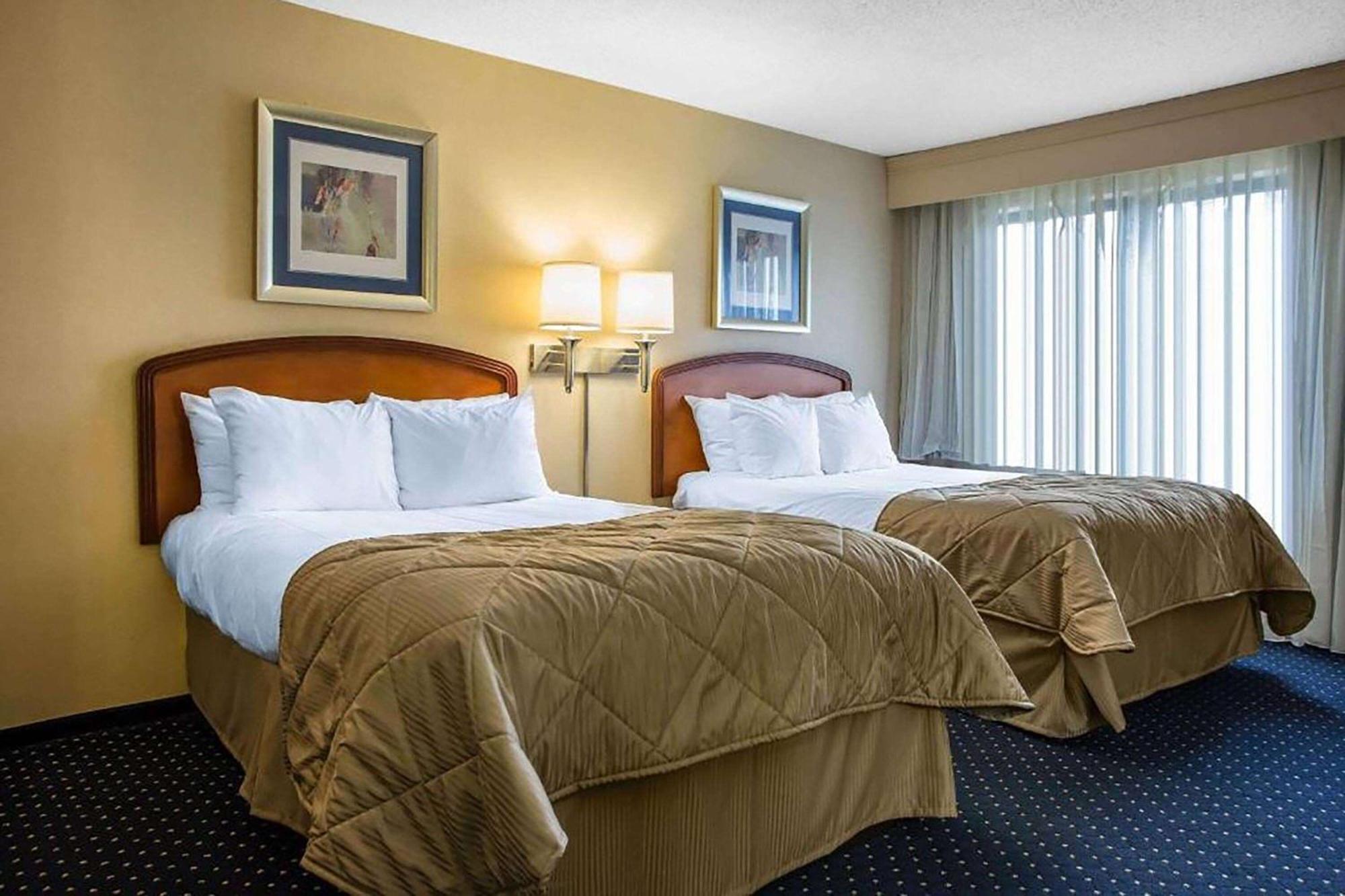 Howard Johnson By Wyndham Merrillville Exterior foto